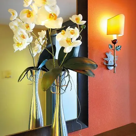 מלון דירות Sonne 4*